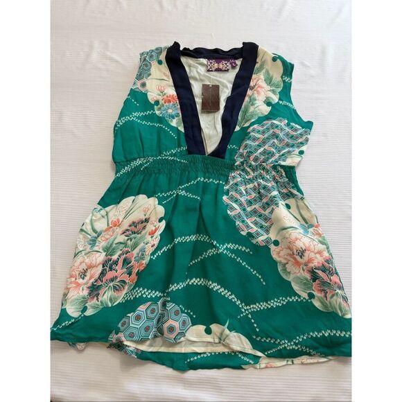 Yumi Kim Tops - NWT Yumi Kim Floral Silk Tank Top Size Large New